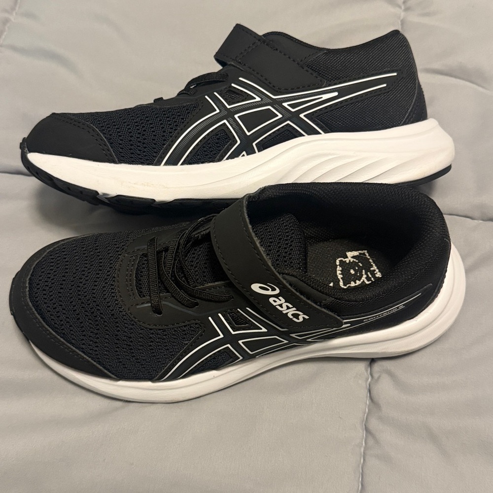 ASICS CONTEND 9 Kids Black and White Sneakers strap closure size 3 little kid - Picture 4 of 5